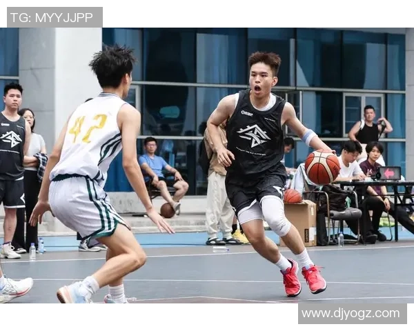 锦标赛点评：上海篮球队的配合表现